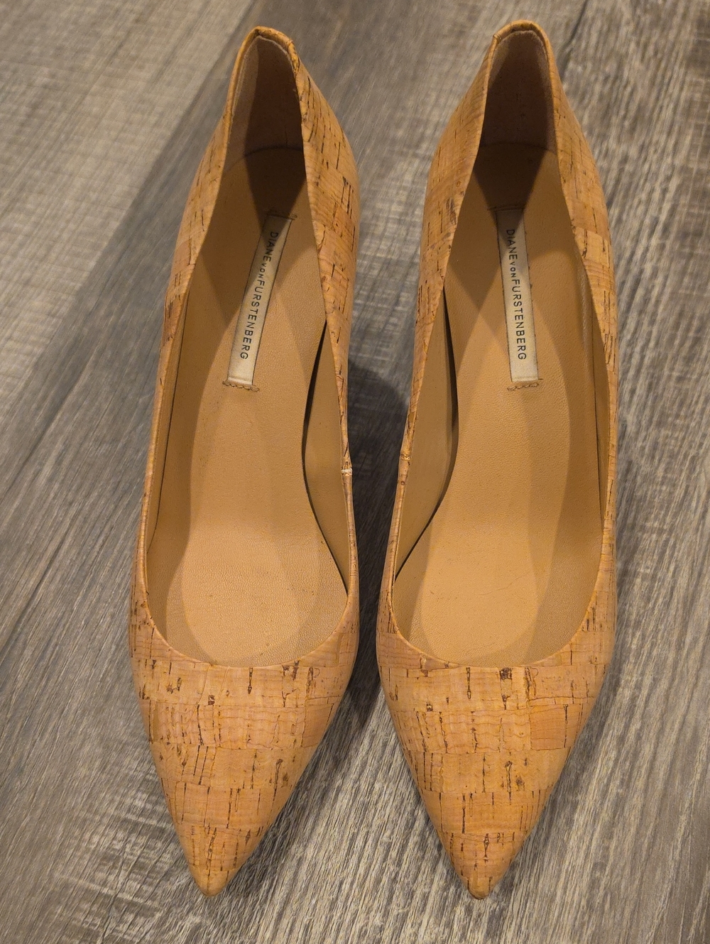 Diane Von Furstenberg Cork-Effect Pointed Toe Pumps in Tan